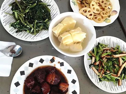 2024新澳正版资料最新|探索世界各地的美食奇观_实况款.1.260